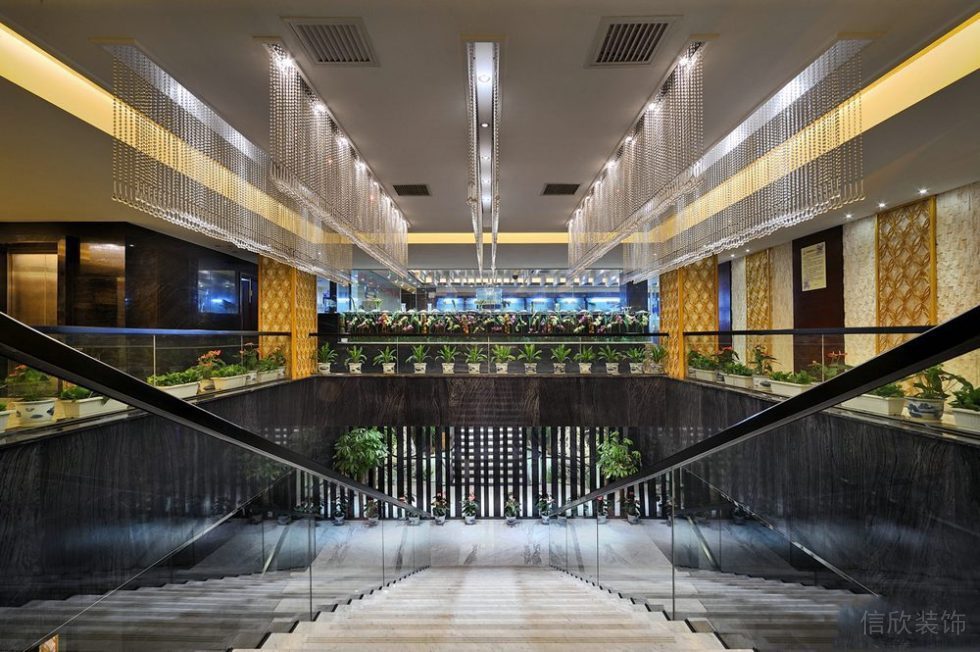 深圳市睿駿汽車(chē)會(huì)所樓梯