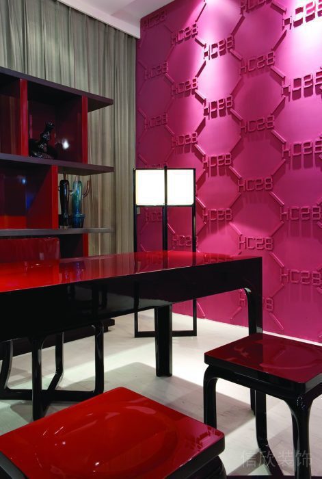 深圳南山鮮色調(diào)辦公室裝修_經(jīng)理室