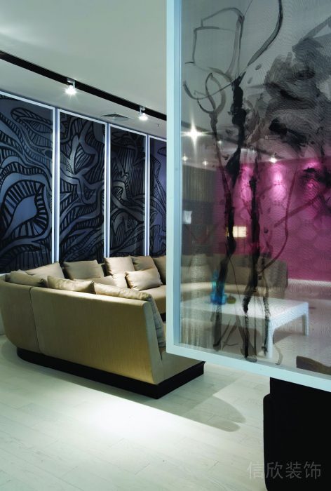 深圳南山鮮色調辦公室裝修_洽談區2