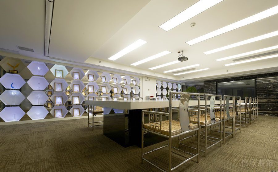 南山區(qū)現(xiàn)代風(fēng)格辦公室裝修 南山區(qū)現(xiàn)代風(fēng)格辦公室裝修