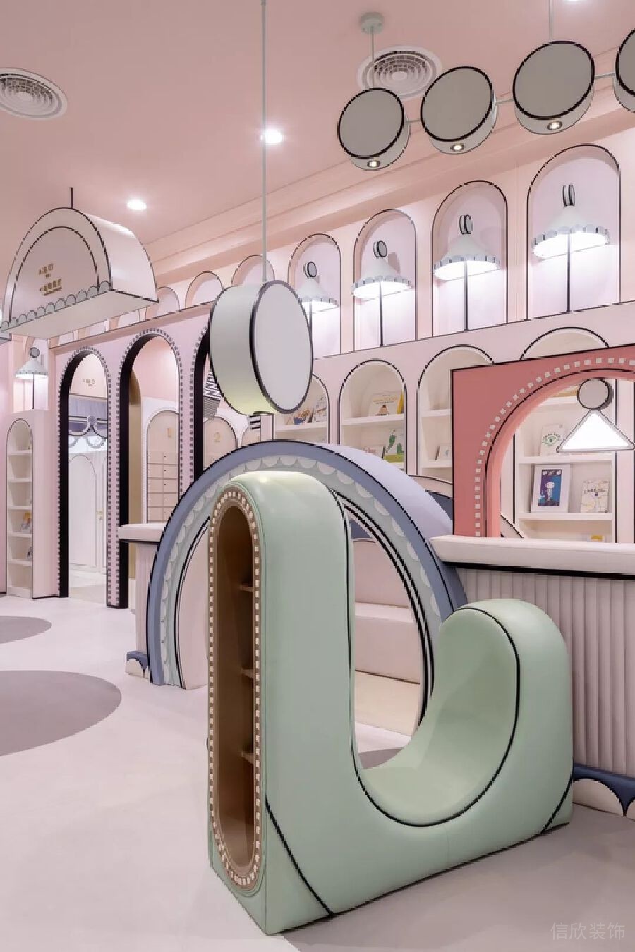 沙發(fā)弧形設(shè)計(jì)游樂(lè)區(qū)環(huán)保建材藝術(shù)培訓(xùn)班裝修效果圖