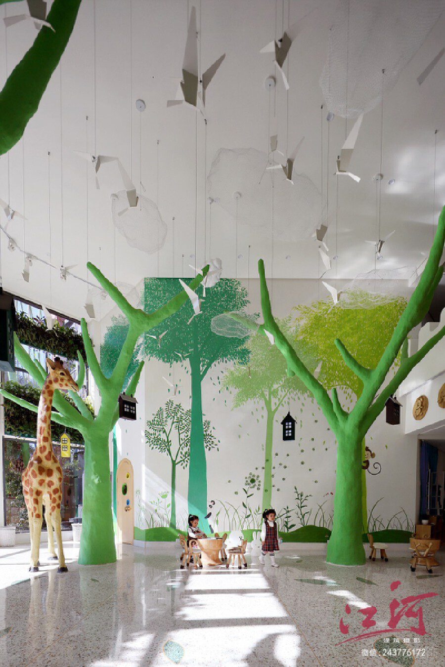 千紙鶴創(chuàng)意天花吊頂機(jī)構(gòu)開(kāi)放式區(qū)域裝修