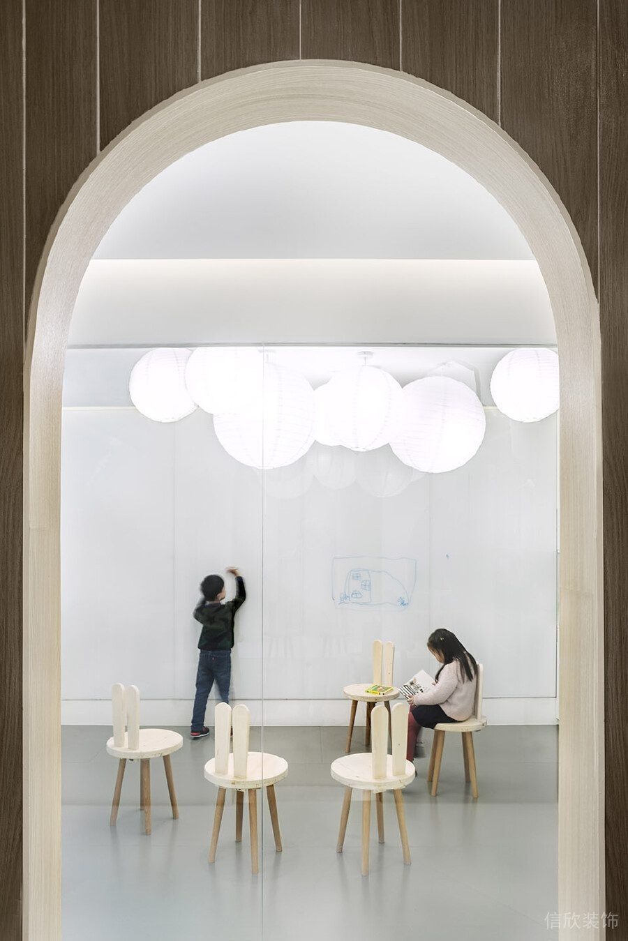 獨立閱讀自習室木質拱形裝修設計