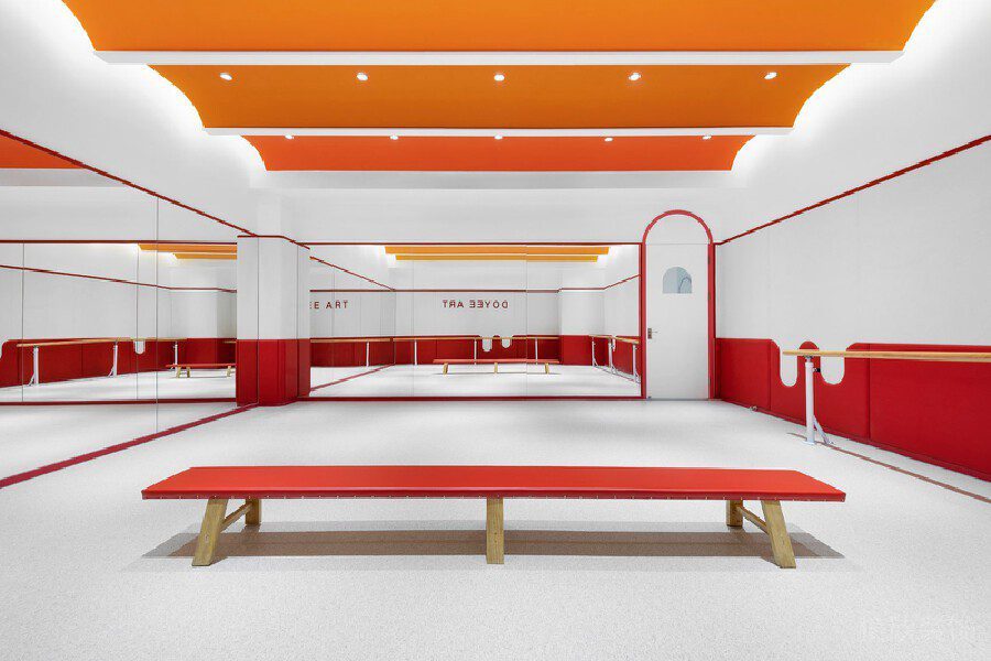 弧形天花裝修設(shè)計機(jī)構(gòu)軟包安全效果圖