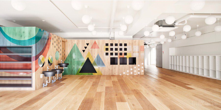 彩虹復(fù)古原木風(fēng)機(jī)構(gòu)裝修設(shè)計天花吊頂