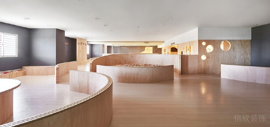 機構藝術中心裝修設計原木風簡約過道