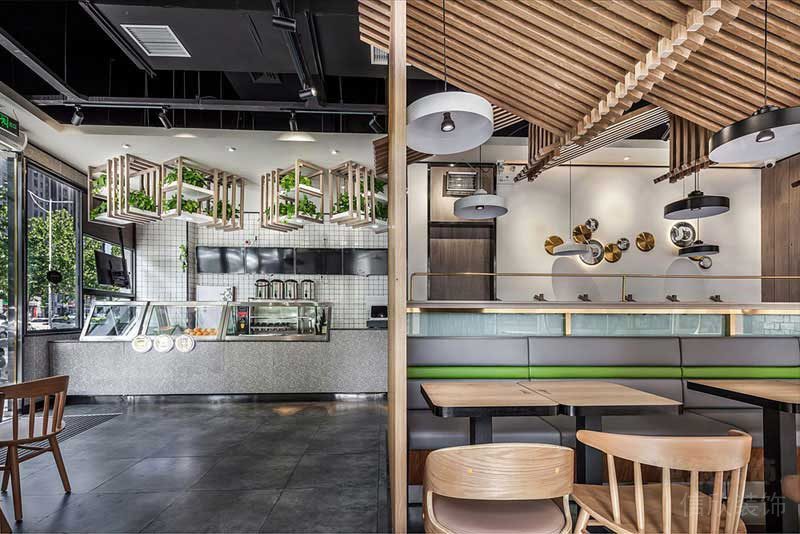 北歐工業(yè)風(fēng)餐飲空間公共區(qū)天花原木格柵裝飾吊頂