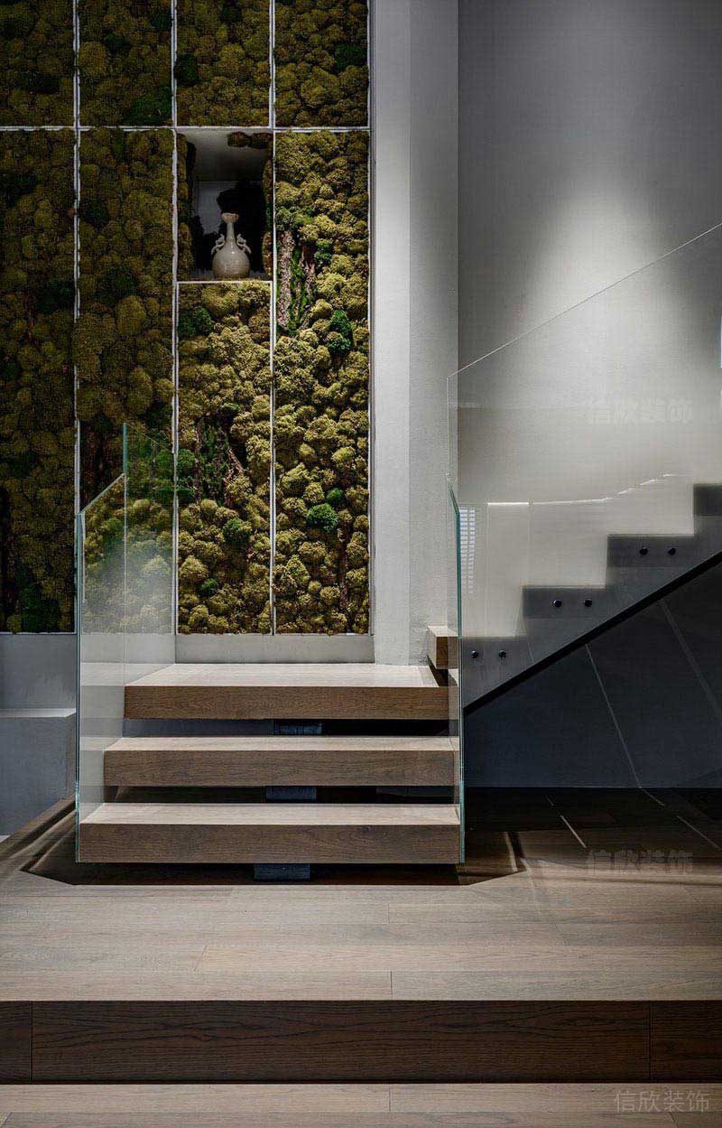 樓梯墻面帶景觀設計的效果圖