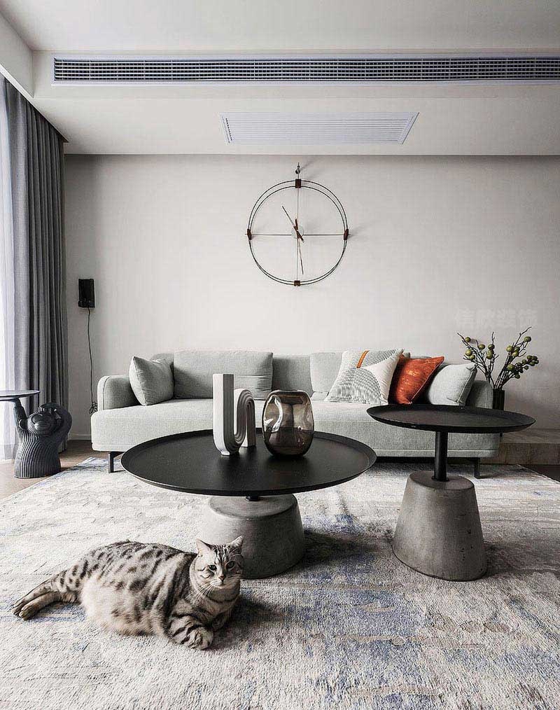 現(xiàn)代風格客廳簡易時鐘搭配效果