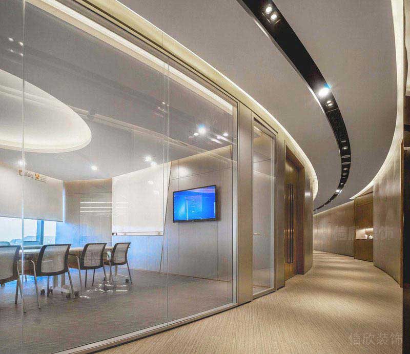 現(xiàn)代輕奢辦公室走道