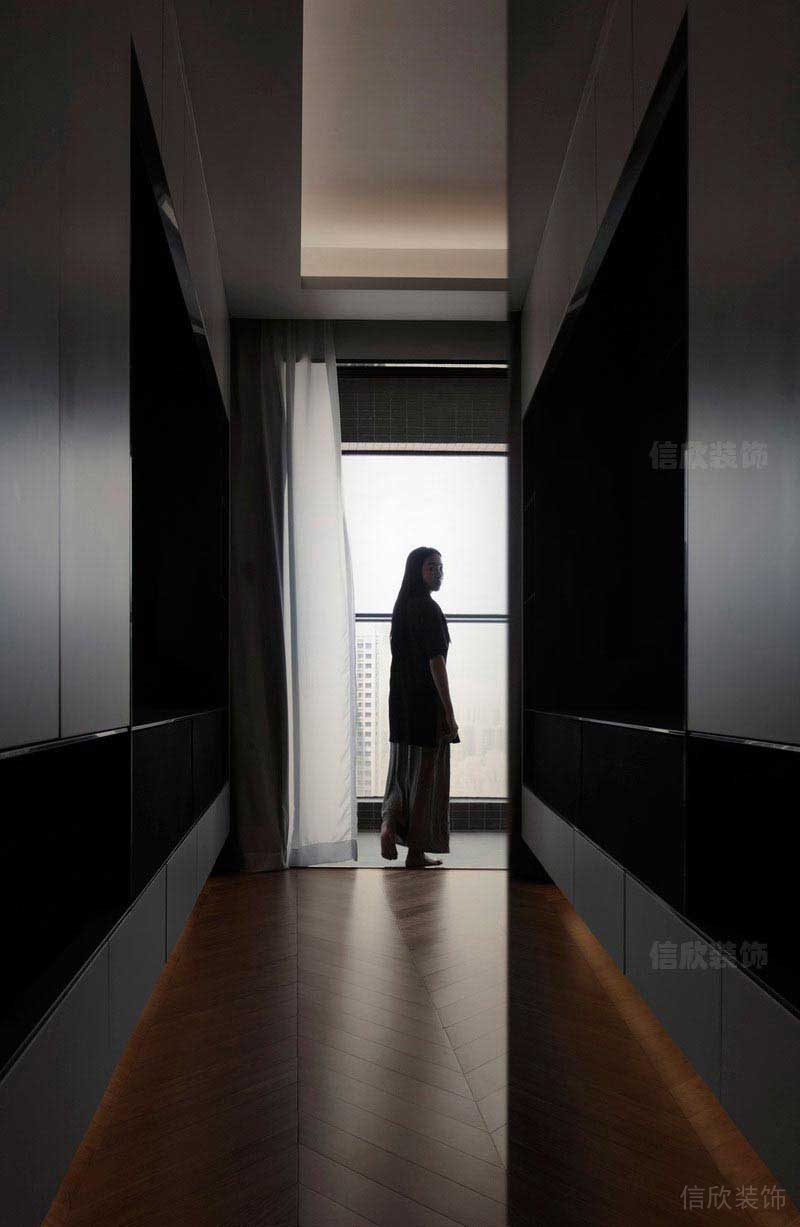 新居現(xiàn)代簡約風(fēng)過道效果圖