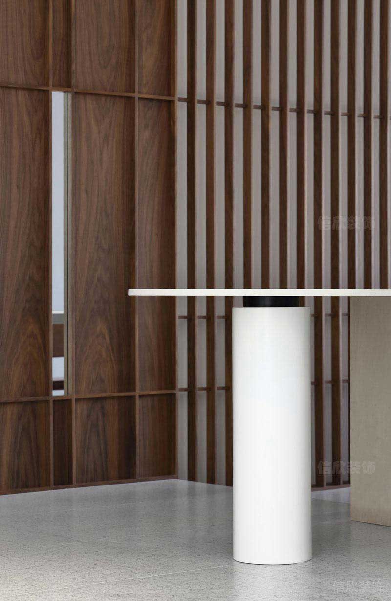 新居現(xiàn)代簡約風(fēng)木藝裝飾墻效果圖