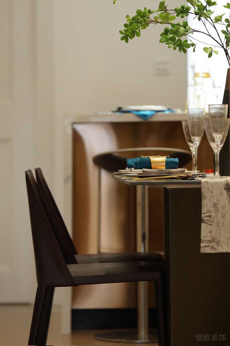 深圳羅湖區現代輕奢風200平方家庭住房裝修餐椅 深圳羅湖區現代輕奢風200平方家庭住房裝修餐椅