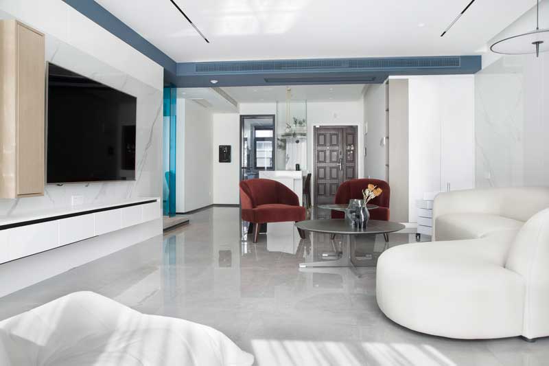 深圳南山中心區(qū)現(xiàn)代風(fēng)格家居新房裝修客廳天花吊頂