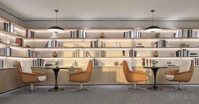 對(duì)稱式收納墻柜裝修效果圖皮革沙發(fā)