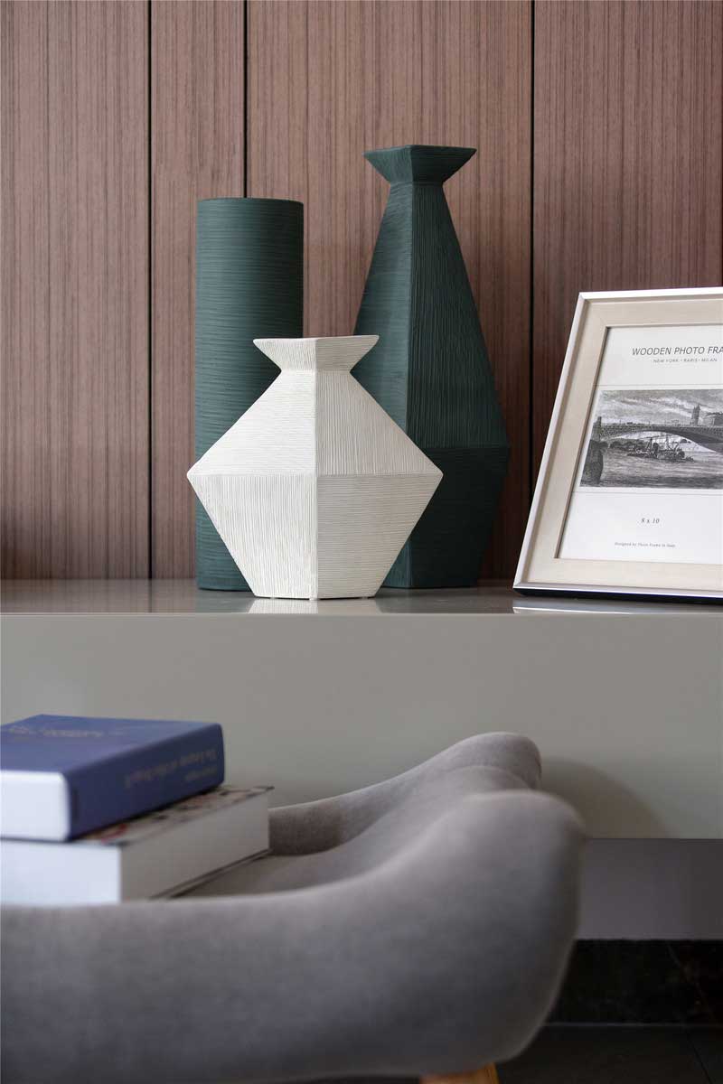 深圳南山簡(jiǎn)約風(fēng)格120平方家庭住房裝修飾品