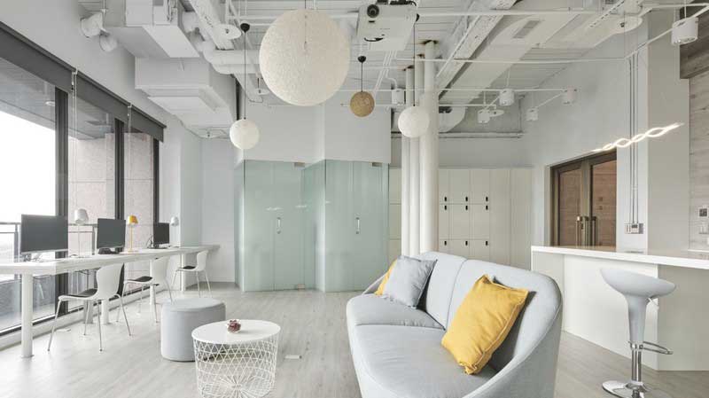 深圳寶安區淺色系簡約風格辦公室裝修公共工作臺 深圳寶安區淺色系簡約風格辦公室裝修公共工作臺