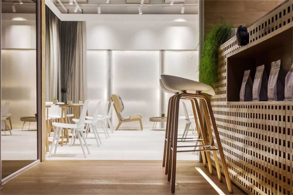 深圳羅湖簡(jiǎn)約北歐風(fēng)餐飲店裝修設(shè)計(jì)木地板 深圳羅湖簡(jiǎn)約北歐風(fēng)餐飲店裝修設(shè)計(jì)木地板
