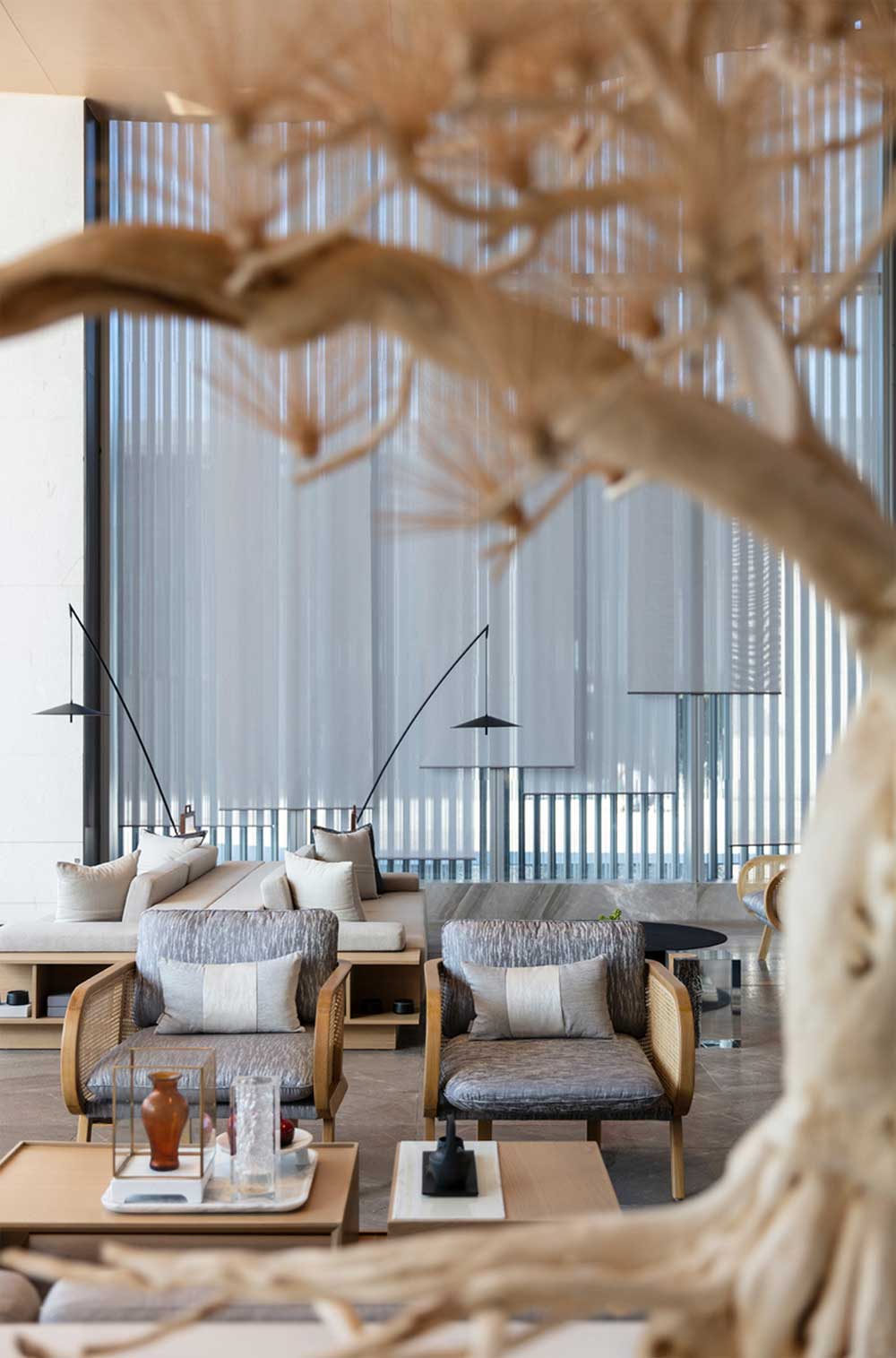 深圳市羅湖區(qū)中洲坊創(chuàng)意中心現(xiàn)代中式辦公室裝修案例藝術(shù)飾品 深圳市羅湖區(qū)中洲坊創(chuàng)意中心現(xiàn)代中式辦公室裝修案例藝術(shù)飾品