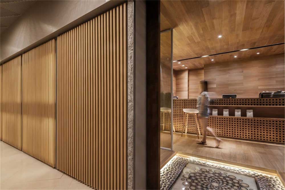 深圳羅湖簡(jiǎn)約北歐風(fēng)餐飲店裝修設(shè)計(jì)外立面原木格柵 深圳羅湖簡(jiǎn)約北歐風(fēng)餐飲店裝修設(shè)計(jì)外立面原木格柵