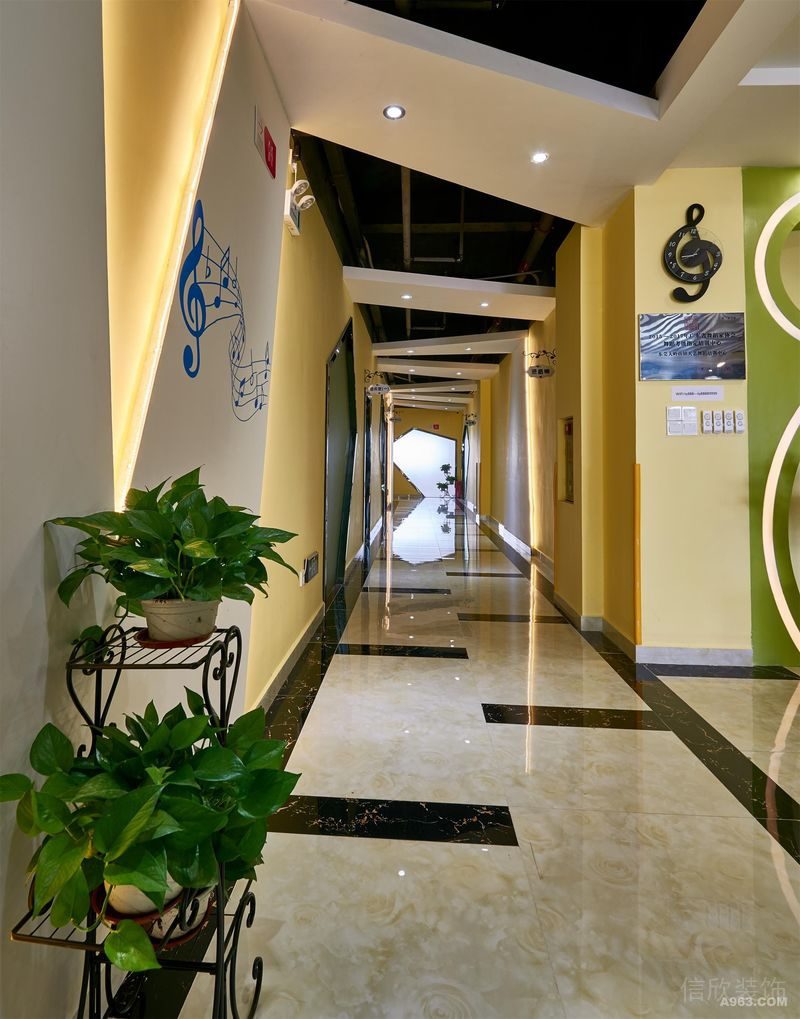 音樂教育機(jī)構(gòu)大理石過道環(huán)形豹紋幾何造型天花鏤空設(shè)計(jì)圖