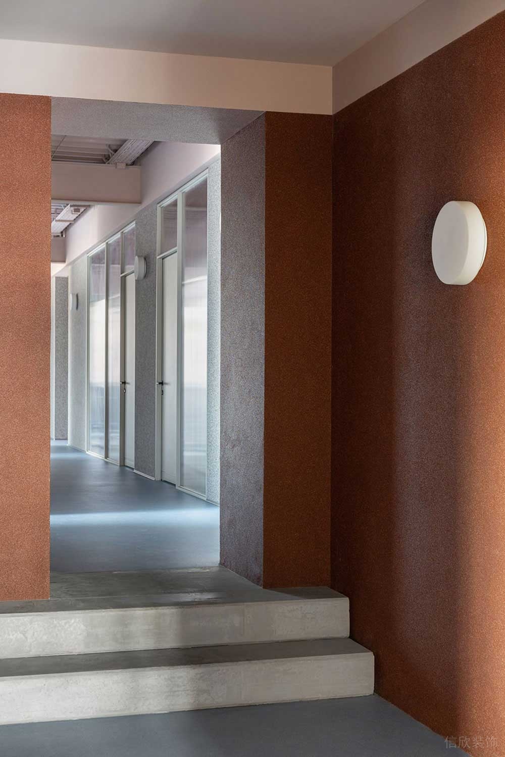 工業(yè)風(fēng)商務(wù)辦公空間門廊設(shè)計裝修圖