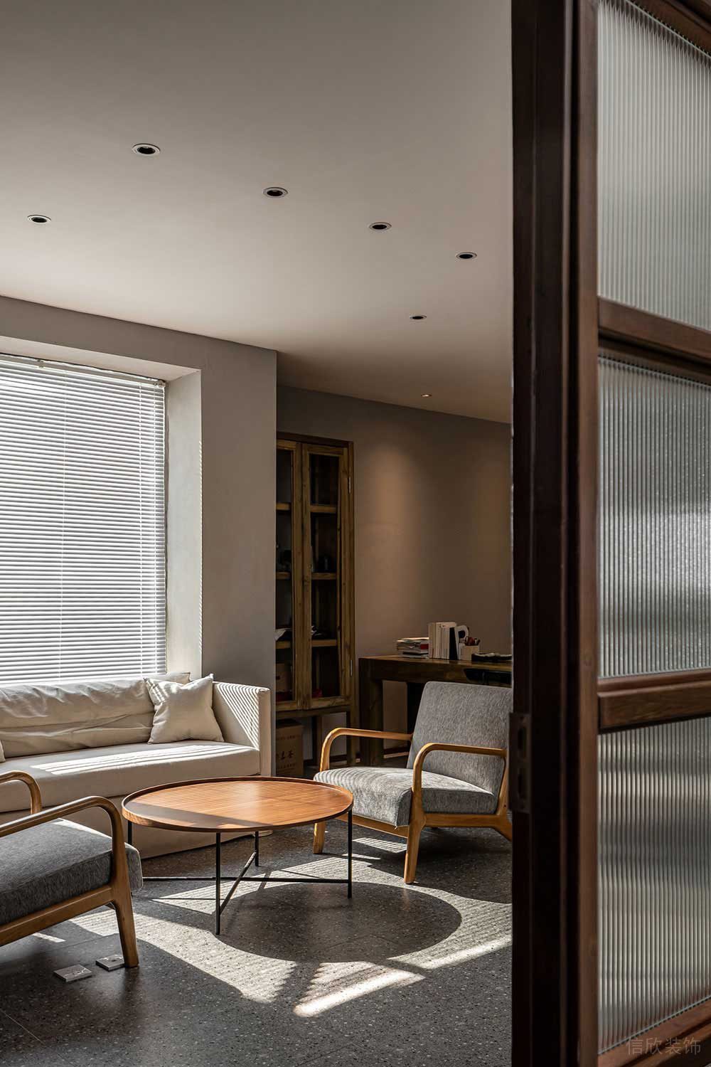 簡約新中式風格辦公場所案例經(jīng)理辦公室設計裝修圖