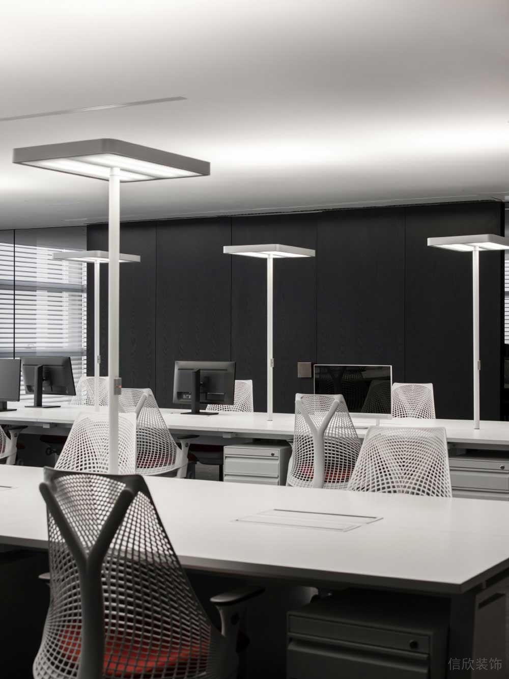 現代風格商務辦公場所辦公區設計裝修圖