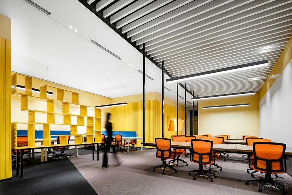 現(xiàn)代工業(yè)風(fēng)商務(wù)辦公場所綜合辦公區(qū)裝修圖