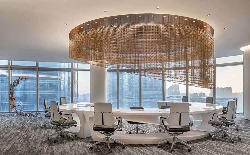 現(xiàn)代輕奢風(fēng)辦公室島臺(tái)辦公區(qū)裝修圖