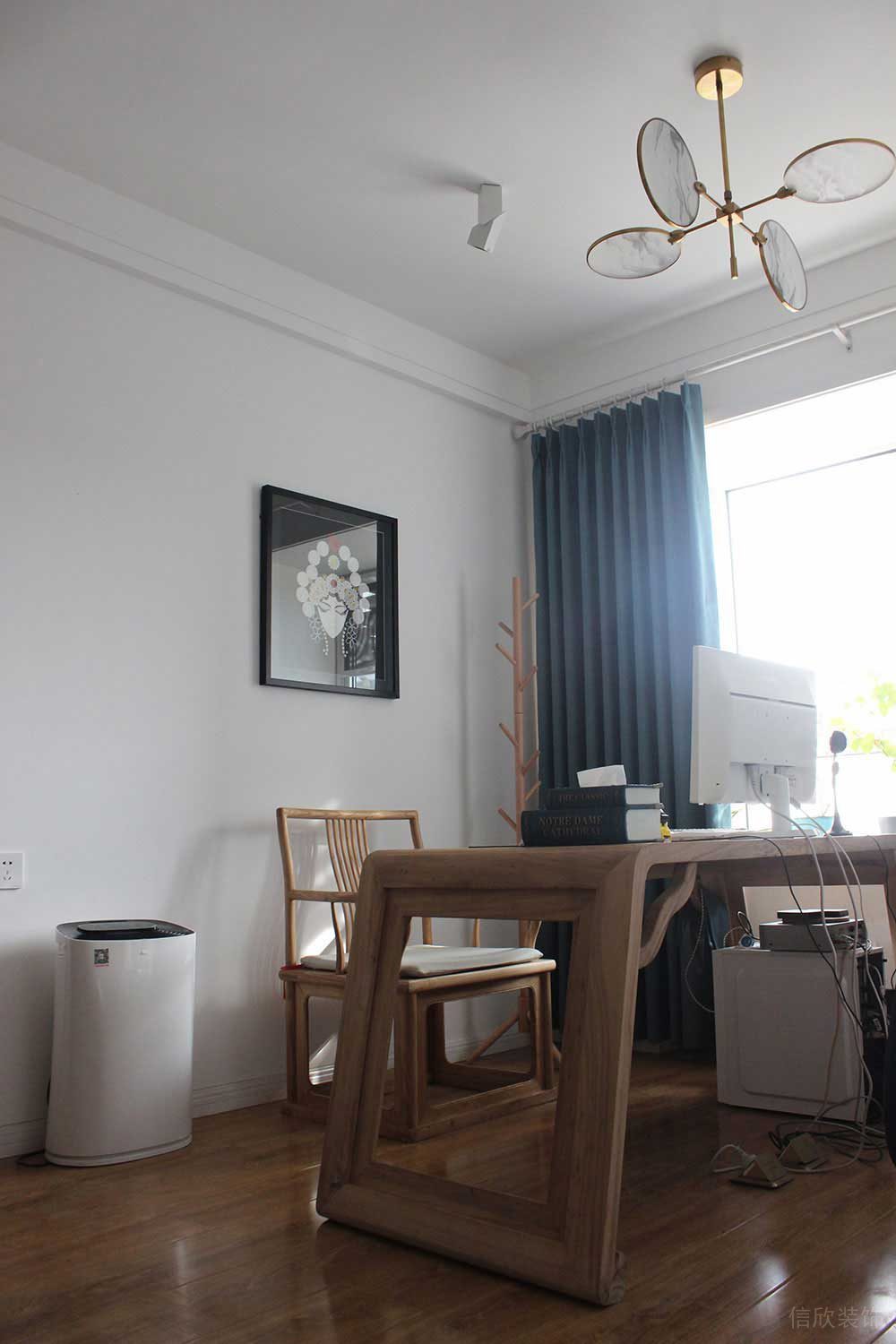 新中式風格經(jīng)理獨立辦公室裝修圖