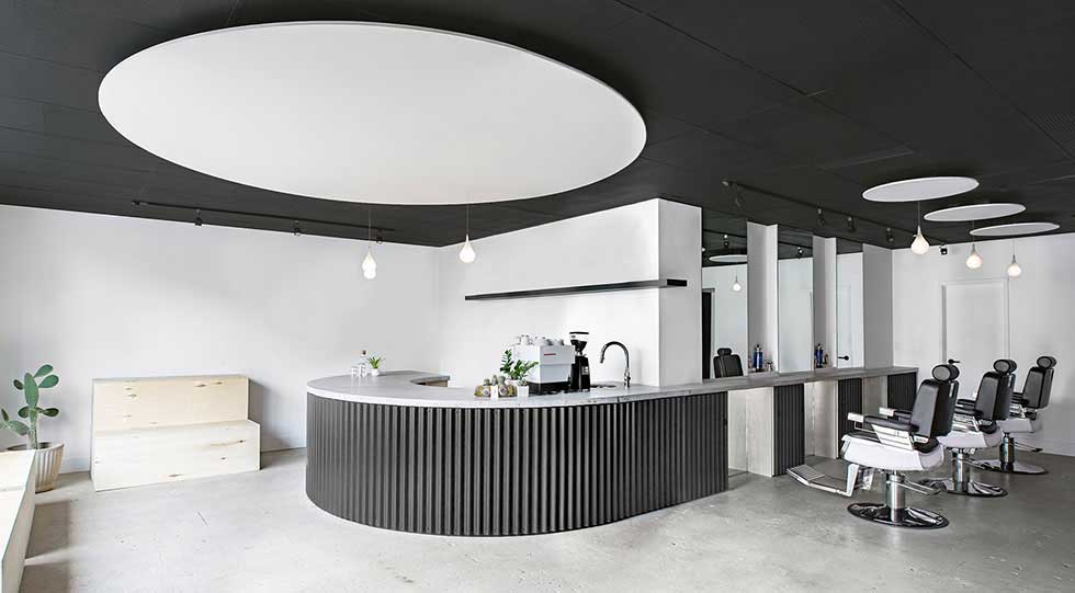 黑色的小理發(fā)店大廳裝修 黑色的小理發(fā)店大廳裝修