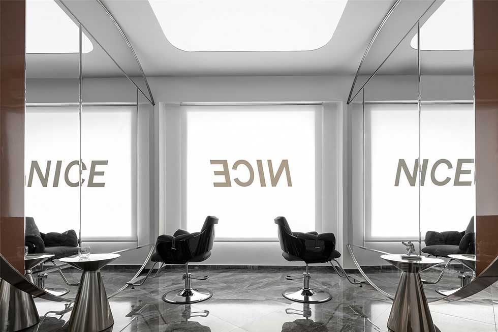 廣東深圳大型美容美發(fā)店造型區(qū)裝修設(shè)計(jì) 廣東深圳大型美容美發(fā)店造型區(qū)裝修設(shè)計(jì)