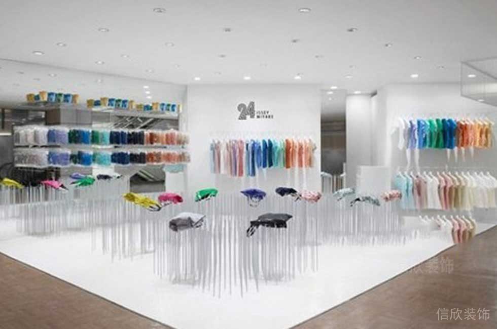 木質(zhì)地板彩色服裝裝修效果圖店鋪收納顏色分區(qū)效果圖