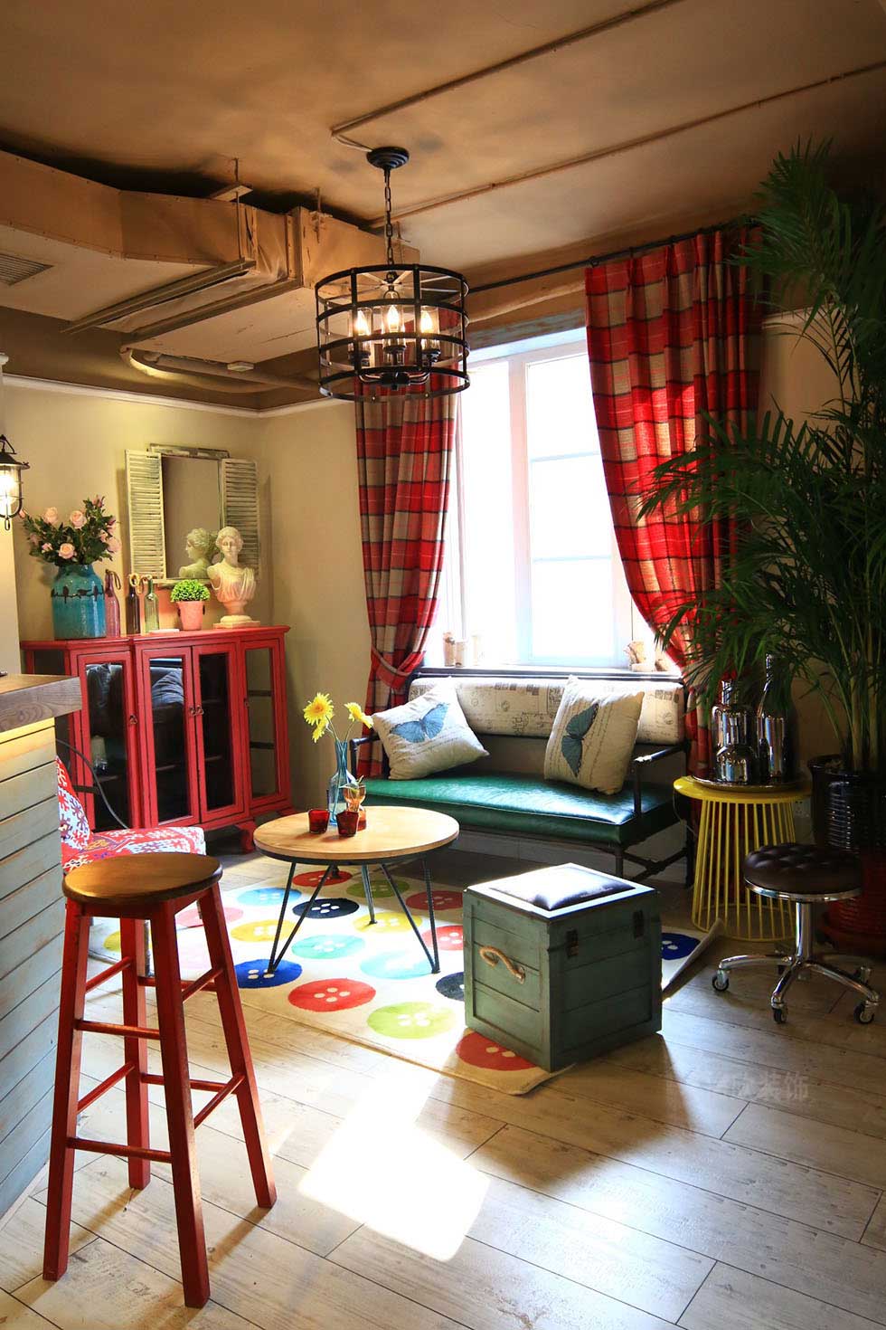 深圳寶安小美發店休閑區裝修設計