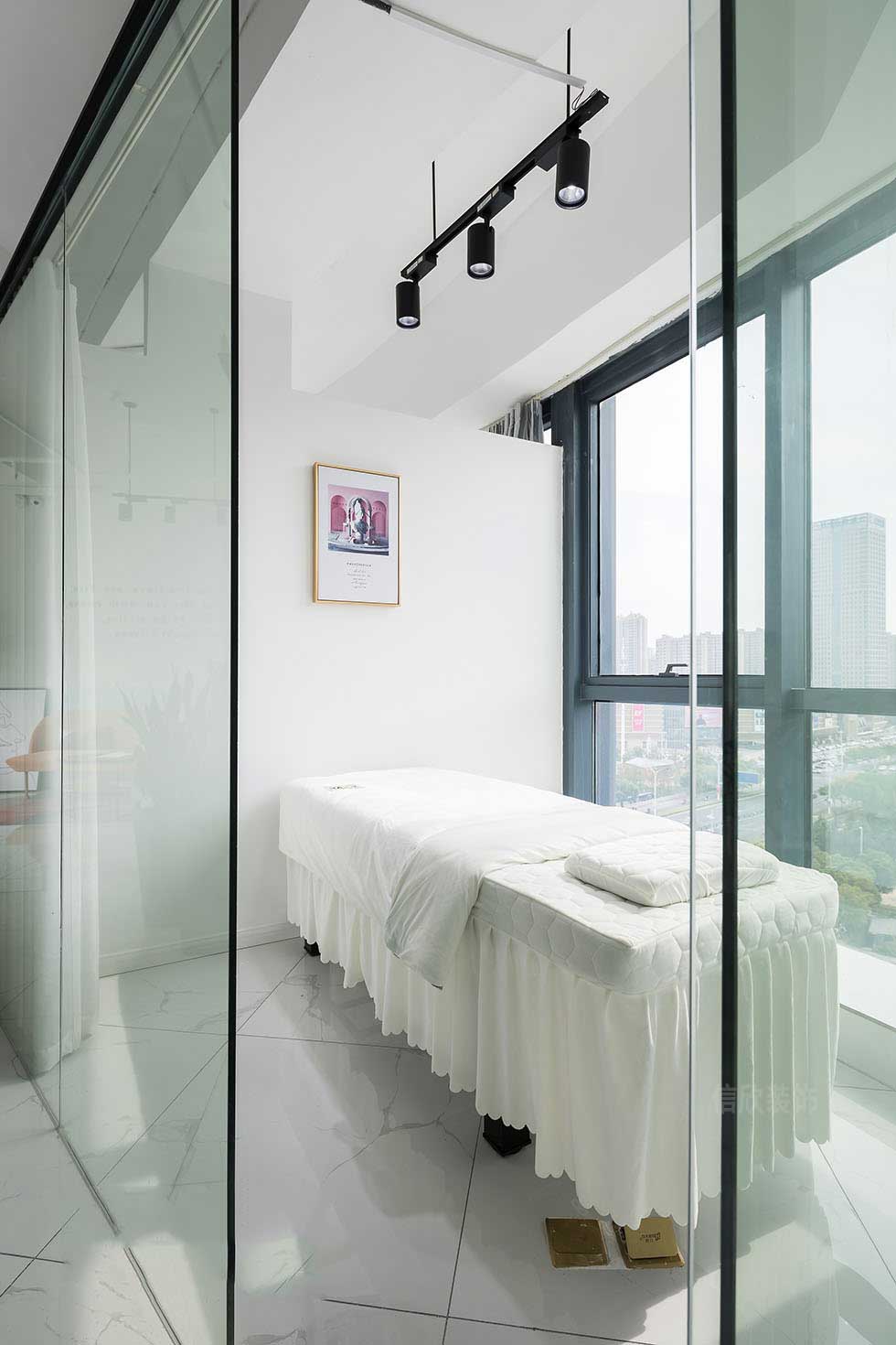 末美肌研究所美容間裝修設(shè)計 末美肌研究所美容間裝修設(shè)計