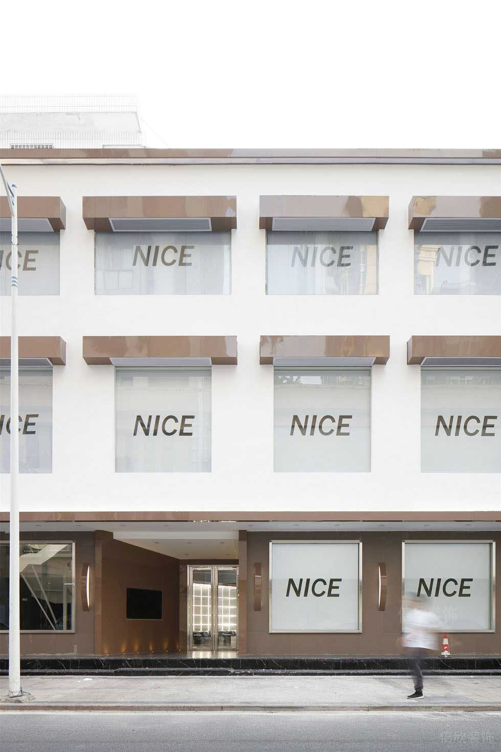 廣東深圳大型美容美發(fā)店外立面裝修設(shè)計(jì) 廣東深圳大型美容美發(fā)店外立面裝修設(shè)計(jì)