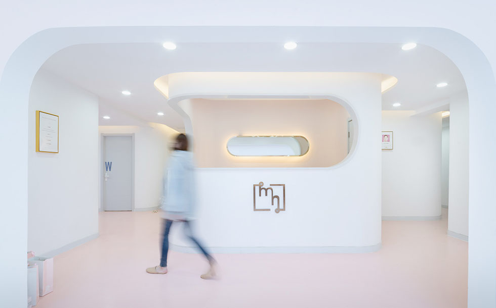 深圳羅湖美容美發(fā)護膚中心前臺裝修設計