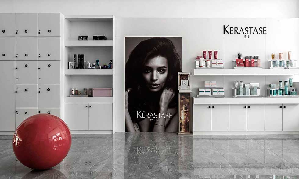 深圳羅湖美發(fā)設(shè)計(jì)工作室沙龍展示柜裝修工程 深圳羅湖美發(fā)設(shè)計(jì)工作室沙龍展示柜裝修工程