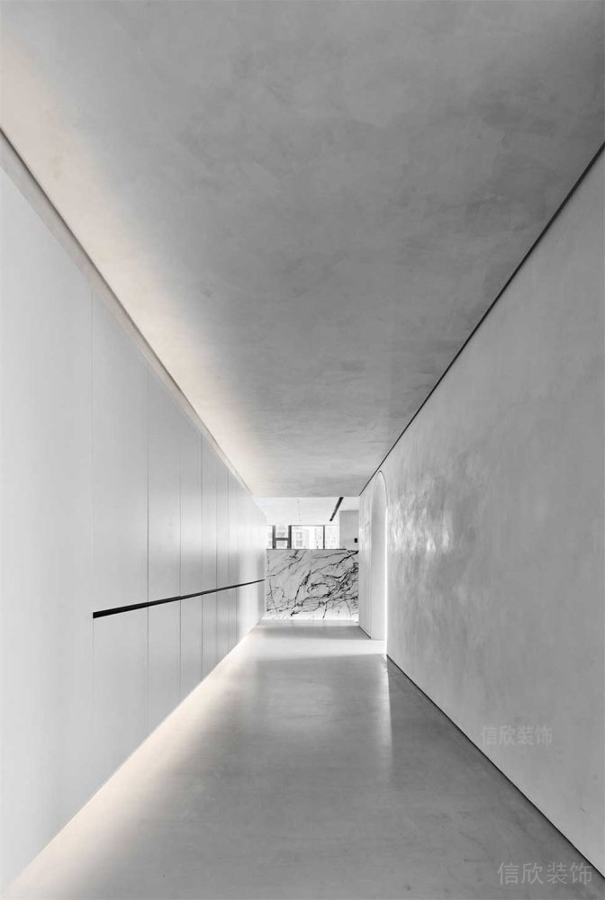 極簡風(fēng)格寫字樓案例走廊裝修圖