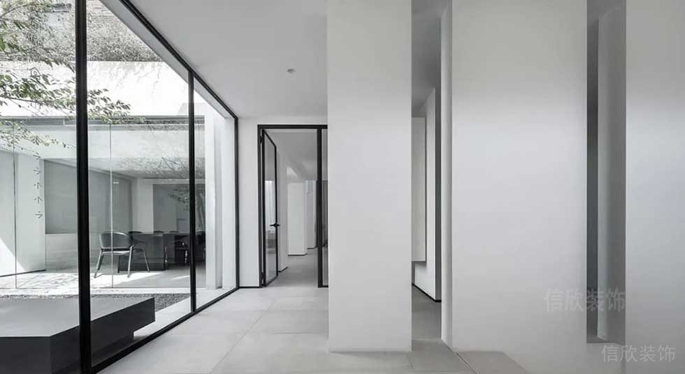 簡約風(fēng)格辦公空間中庭走廊效果圖