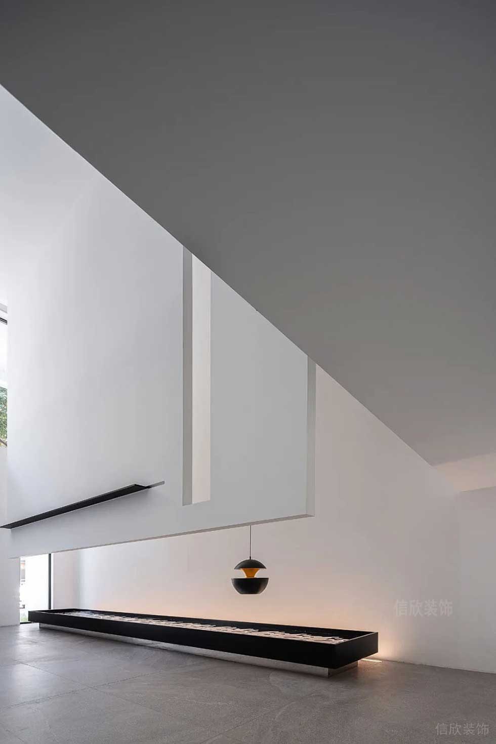 現(xiàn)代簡約風格辦公室大堂藝術(shù)水景裝修圖