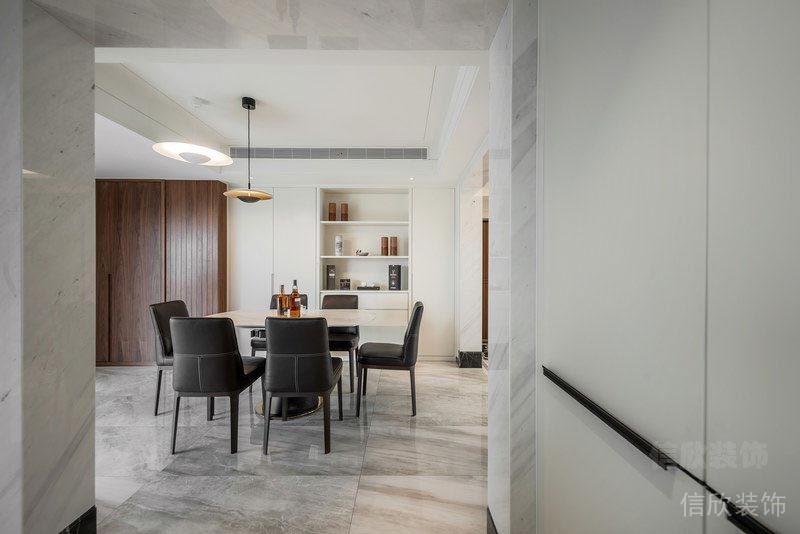 龍崗區(qū)別墅餐廳入戶門(mén)廳