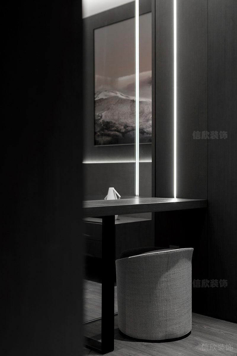 深圳市龍華區(qū)諾德國際掛畫