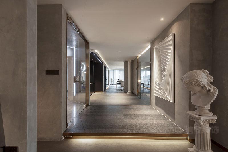 深圳南山現(xiàn)代工業(yè)風(fēng)設(shè)計公司辦公室裝修過道 深圳南山現(xiàn)代工業(yè)風(fēng)設(shè)計公司辦公室裝修過道