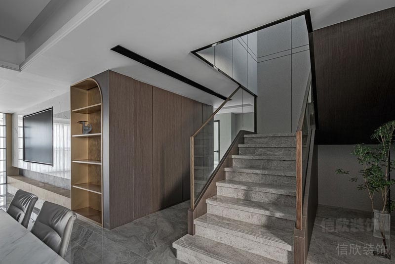 南山區(qū)家裝住宅新房裝修樓梯設(shè)計
