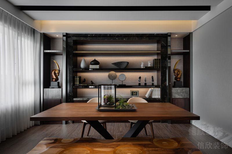 深圳市龍華區(qū)北宸之光家園書(shū)房