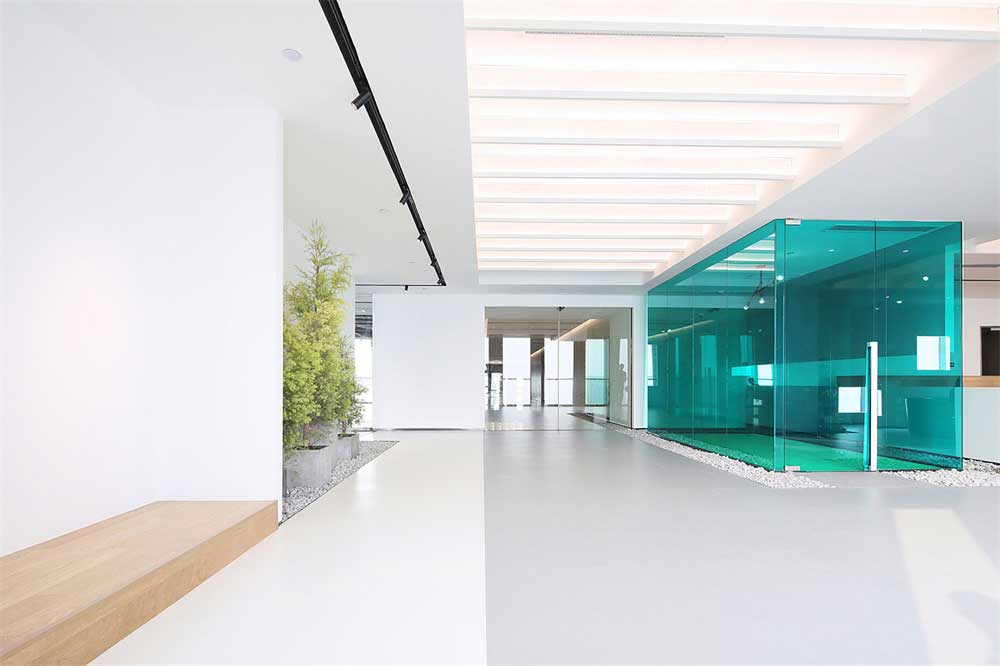 深圳龍崗區時尚白色簡約辦公室設計裝修-過道 深圳龍崗區時尚白色簡約辦公室設計裝修-過道