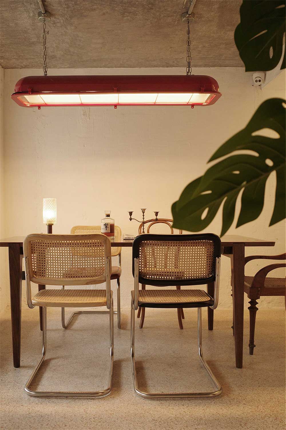 深圳南山區(qū)的古典風(fēng)味辦公工作室設(shè)計(jì)裝修——餐區(qū) 深圳南山區(qū)的古典風(fēng)味辦公工作室設(shè)計(jì)裝修——餐區(qū)