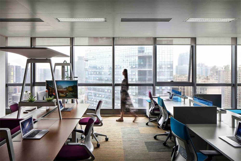 深圳福田500平方現(xiàn)代風(fēng)格辦公室裝修辦公區(qū)采光效果